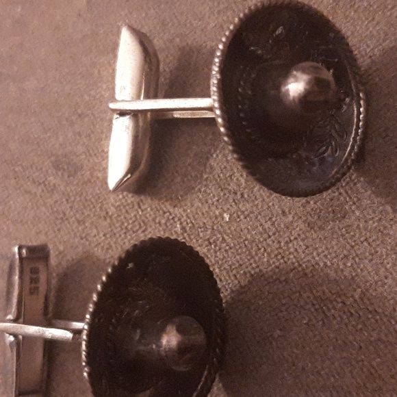 Vintage Mexican Sterling Silver Temcha Sombrero Cufflinks - Picture 3 of 3